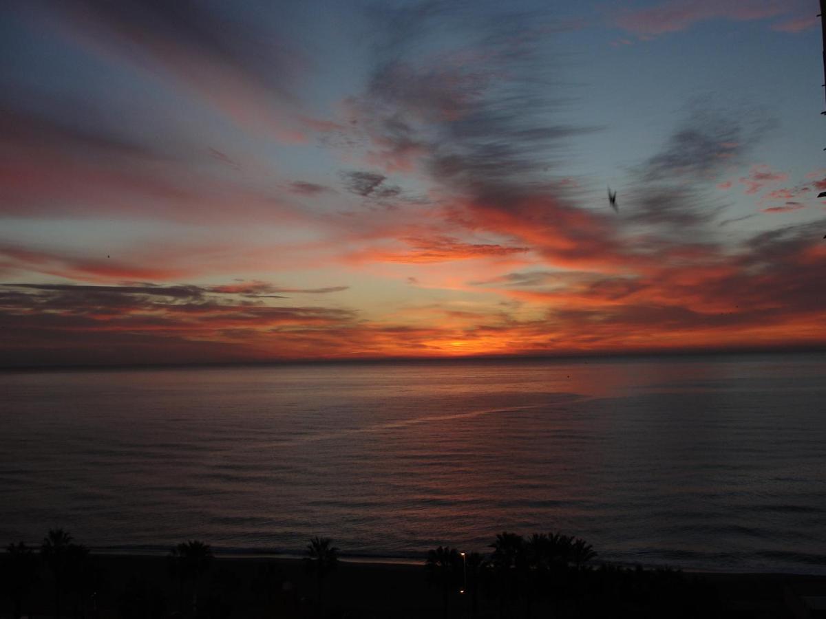 Apartment Aloha Playa Malaga Benalmádena Exteriör bild